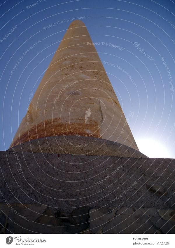 stairway to heaven.. Persepolis Iran Kopftuch Islam antik Säule Himmel Stein alt