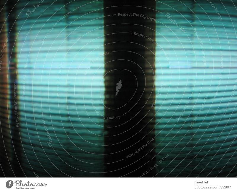 layers in light leer Garnspulen Technik & Technologie Innenaufnahme Gegenlicht Alkoholisiert blau nicht rot Makroaufnahme