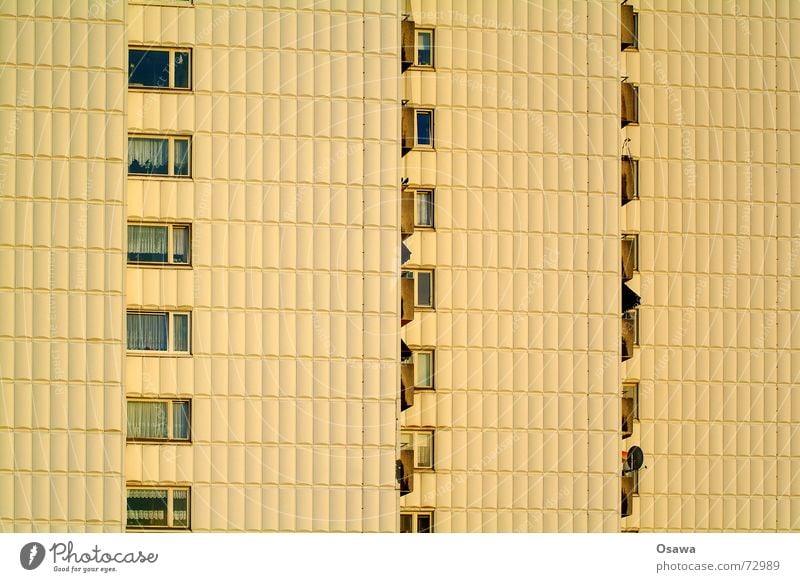 noch sone Leiche Fassade Fassadenverkleidung Kühlschrank Sechziger Jahre Fenster Balkon Raster Bla Architektur