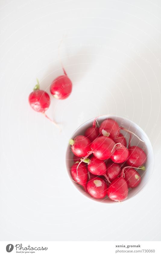 Radieschen in Schale Lebensmittel Gemüse Salat Salatbeilage Frucht Ernährung Frühstück Picknick Bioprodukte Vegetarische Ernährung Diät Fasten