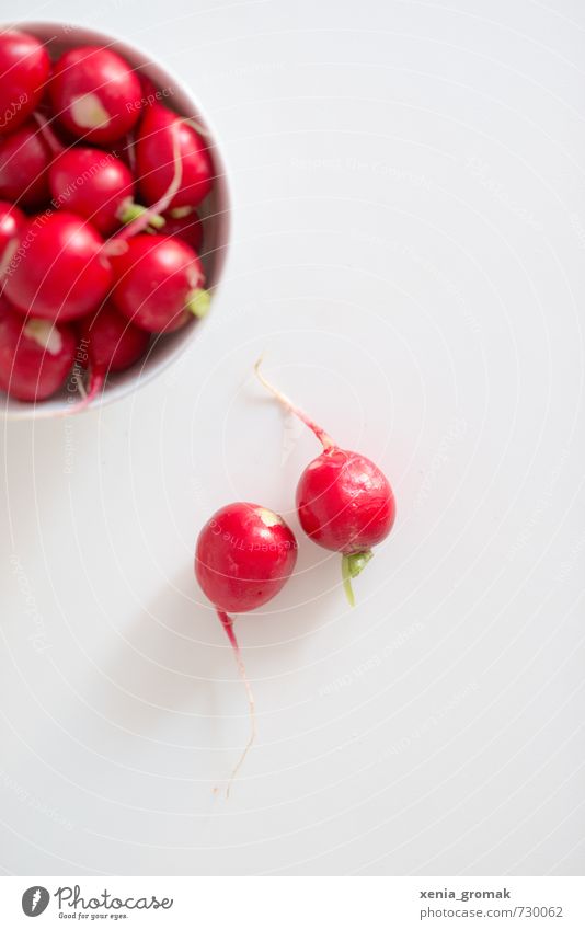 Radieschen Lebensmittel Gemüse Ernährung Frühstück Mittagessen Bioprodukte Vegetarische Ernährung Diät Fasten Schalen & Schüsseln genießen Gesundheit rot