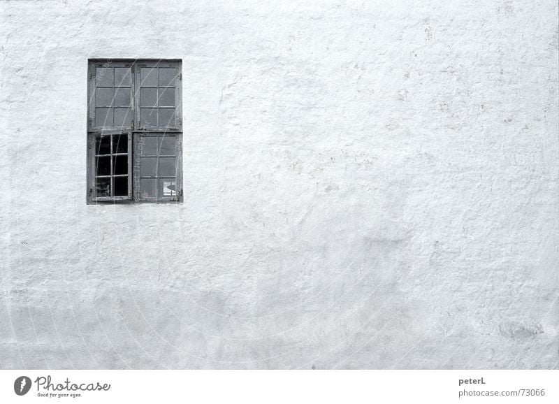 Proportion Fenster Putz Ruine Mauer Aussicht Einblick Licht historisch Altbau Burg oder Schloss Strukturen & Formen Schatten