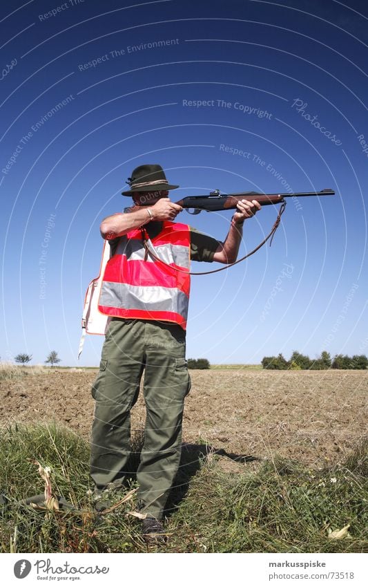 der zweite jäger Jäger Gewehr schießen Waffe Feld Jagd Schuss Bogenschütze Himmel Schönes Wetter Schilder & Markierungen