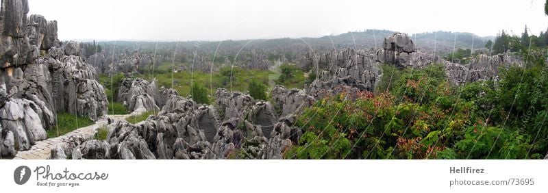 Steinwald Steinerner Wald China Asien Kunming Panorama (Aussicht) Vogelperspektive Chinesisch weiß grün abrupt Natur Region Teatro Museo Dalí karstberge