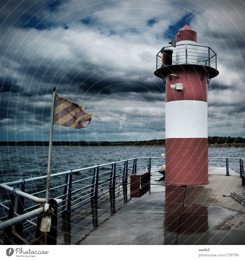 Ex-Tagebau Umwelt Natur Landschaft Wasser Himmel Wolken Horizont Klima Wetter schlechtes Wetter Wind Sturm See Bärwalder See Wahrzeichen Binnenschifffahrt Hafen