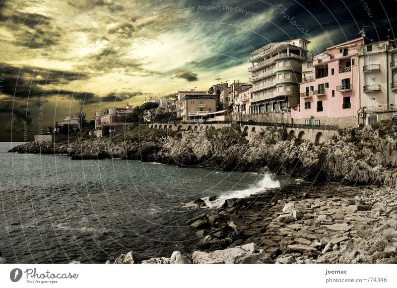 klassisch-old school-FX Italien Meer Marina di Camerota Salerno Sonnenuntergang Felswand Wellen Haus Dorf Fischer Promenade mare Himmel Abend Felsen Stein