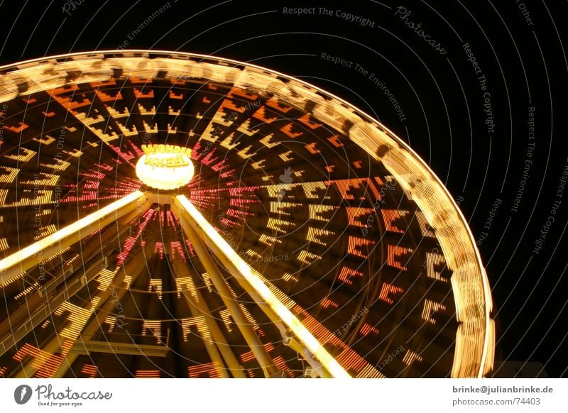 Das Rad dreht sich wieder IV Jahrmarkt Riesenrad Aussicht Nacht Licht Schausteller dunkel Freude Schützenfest Geschwindigkeit hell Neonlicht Freizeit & Hobby