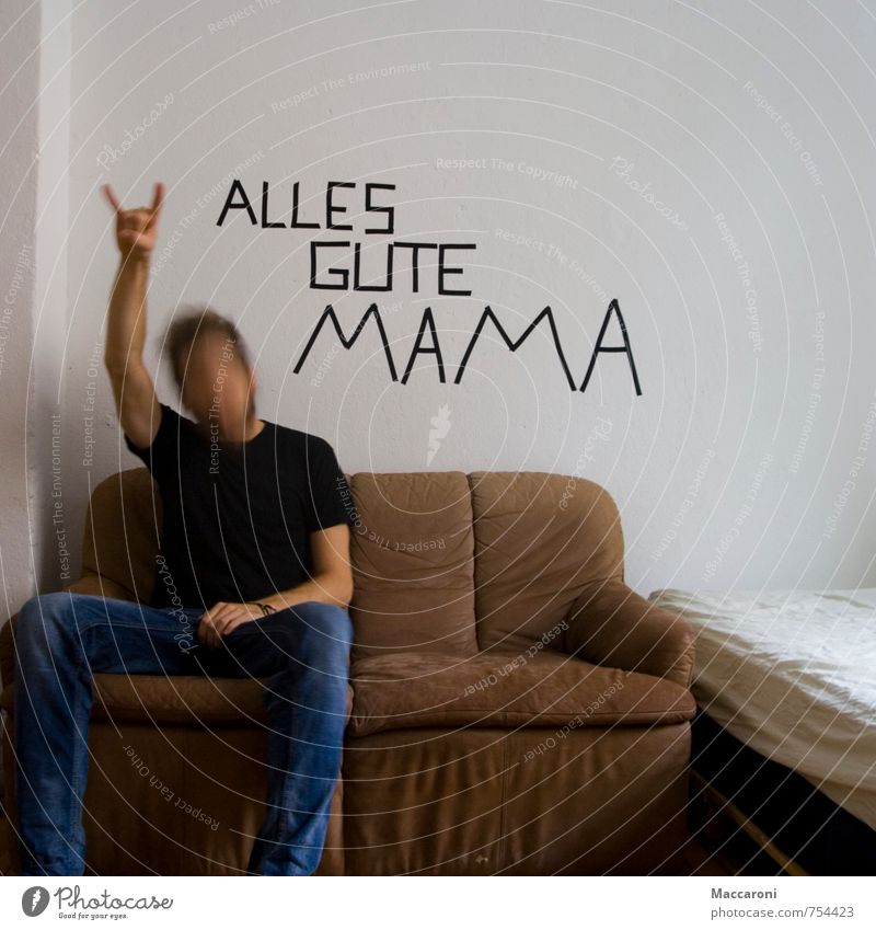 Let's fetz Alte ;) Sofa Party Feste & Feiern Tanzen maskulin 1 Mensch 18-30 Jahre Jugendliche Erwachsene brünett Bewegung Kommunizieren Musik hören alt Coolness