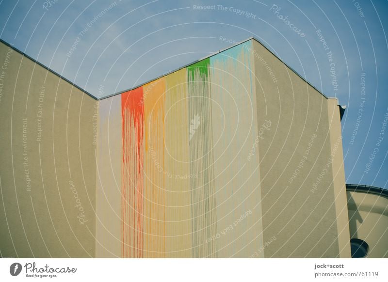 Gestaltungsfreiheit Subkultur Wolkenloser Himmel Kreuzberg Brandmauer Farbstoff trist trocken Hemmungslosigkeit Idee skurril Wandel & Veränderung Kreativität
