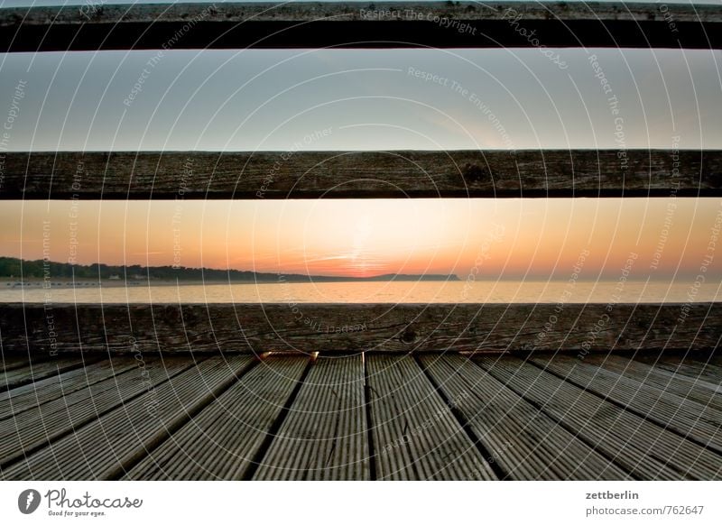 Göhren Erholung Ferien & Urlaub & Reisen Ferne göhren Horizont Mecklenburg-Vorpommern Meer mönchgut Ostsee Rügen Sonnenuntergang Brücke Geländer Brückengeländer