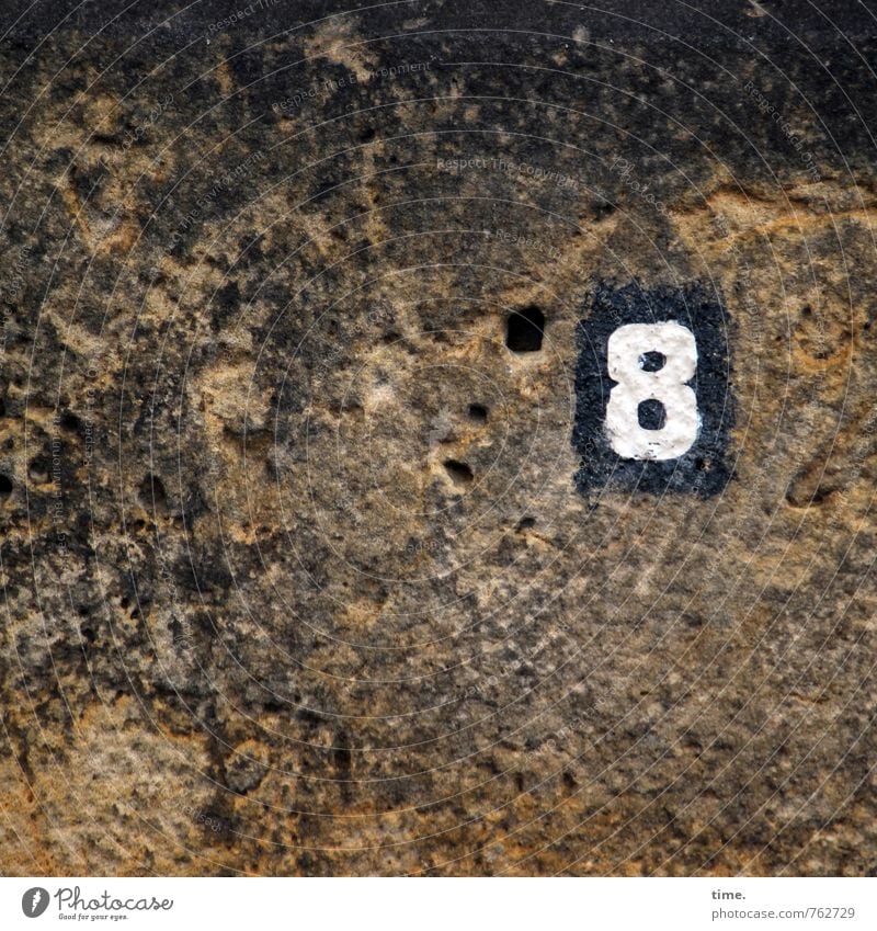 °8 Felsen Berge u. Gebirge Stein Zeichen Ziffern & Zahlen Schilder & Markierungen Hinweisschild Warnschild Loch authentisch historisch natürlich ästhetisch