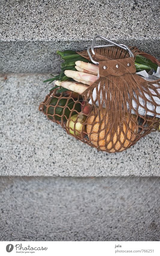 markttag Lebensmittel Gemüse Frucht Spargel Ernährung Bioprodukte Vegetarische Ernährung kaufen Gesundheit Gesunde Ernährung Treppe Tasche frisch lecker