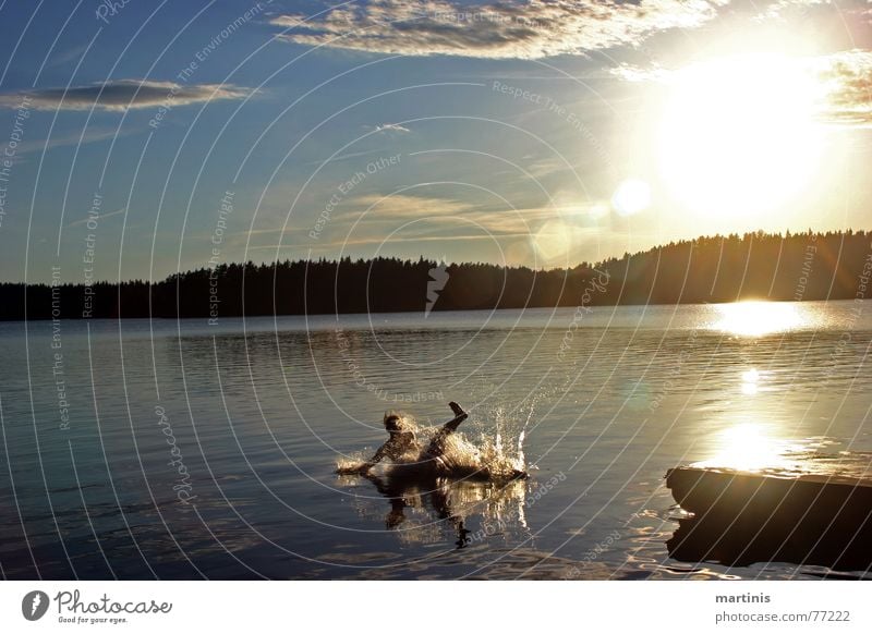 platsch. See nass Fotoserie Reflexion & Spiegelung Wolken Sonnenuntergang Bruchlandung tollpatschig unbequem Steg Glätte gefroren Momentaufnahme ruhig Wasser