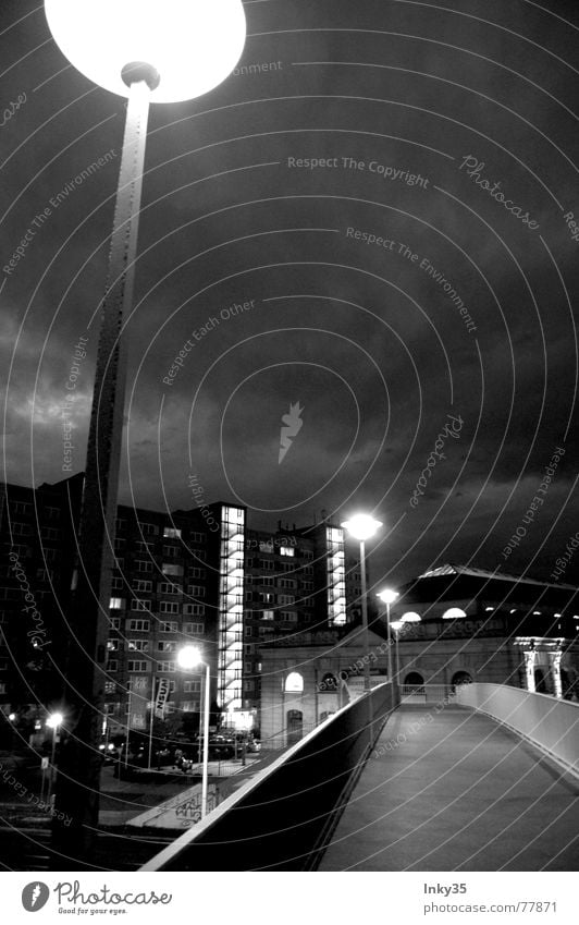 *RushThings* Licht Stadt Hochhaus Wolken Lampe Stadtrand Straße Wege & Pfade Himmel Beleuchtung Brücke