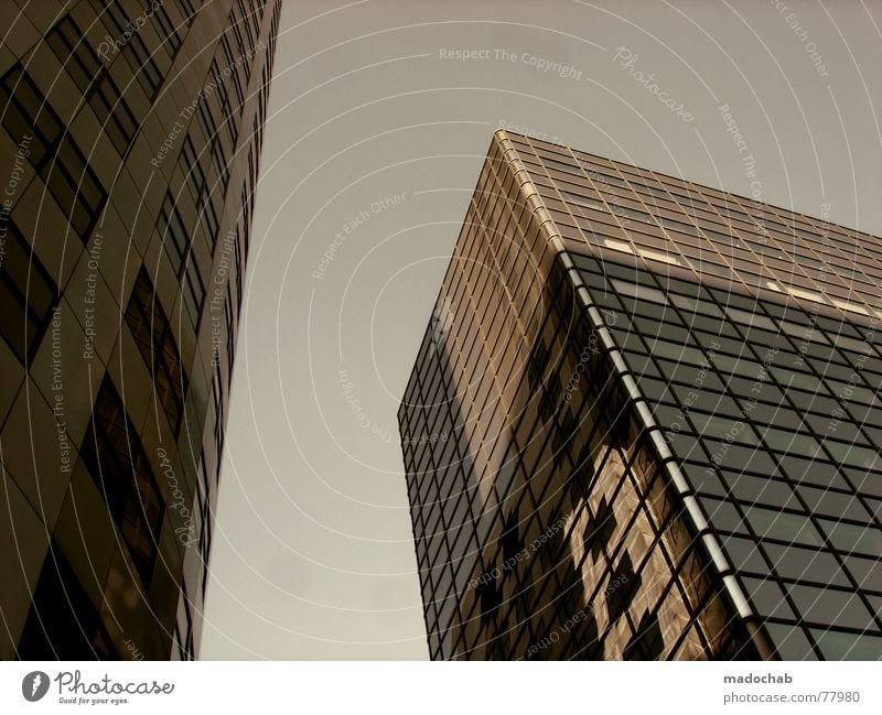 KONTRAHENTEN Himmel Wolken schlechtes Wetter himmlisch Götter Unendlichkeit Haus Hochhaus Gebäude Material Fenster live Block Beton Etage Vermieter Mieter trist