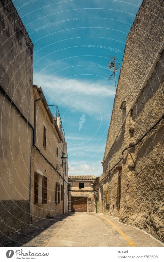 Sackgasse Ferien & Urlaub & Reisen Tourismus Ferne Städtereise Sommer Sommerurlaub Himmel Wolken Schönes Wetter Dorf Haus Bauwerk Gebäude Architektur Mauer Wand