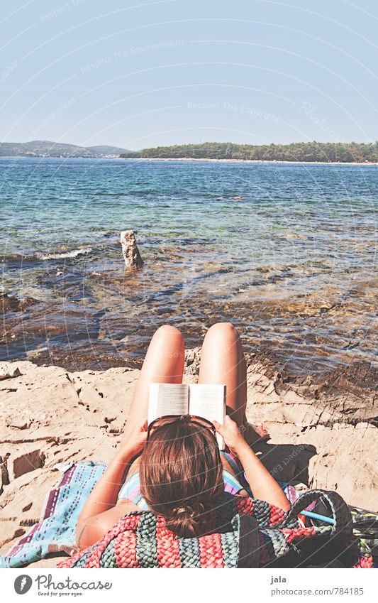 urlaub Zufriedenheit Erholung Ferien & Urlaub & Reisen Sommer Sommerurlaub Sonne Sonnenbad Strand Meer Insel Wellen Mensch feminin Frau Erwachsene Kopf Arme