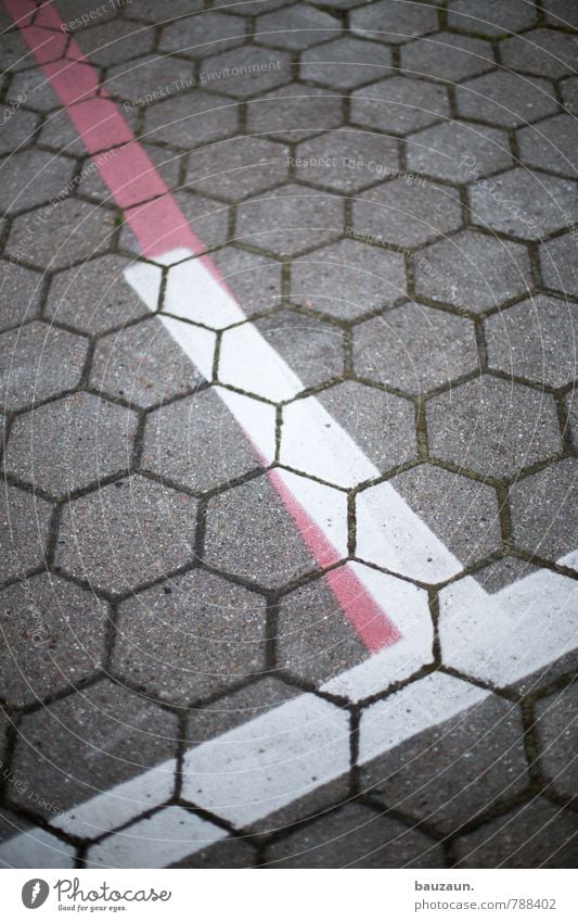 HH-Peute | knapp daneben. Fahrschule Industrie Handel Güterverkehr & Logistik Stadt Platz Marktplatz Parkhaus Verkehr Verkehrswege Straße Wege & Pfade Stein