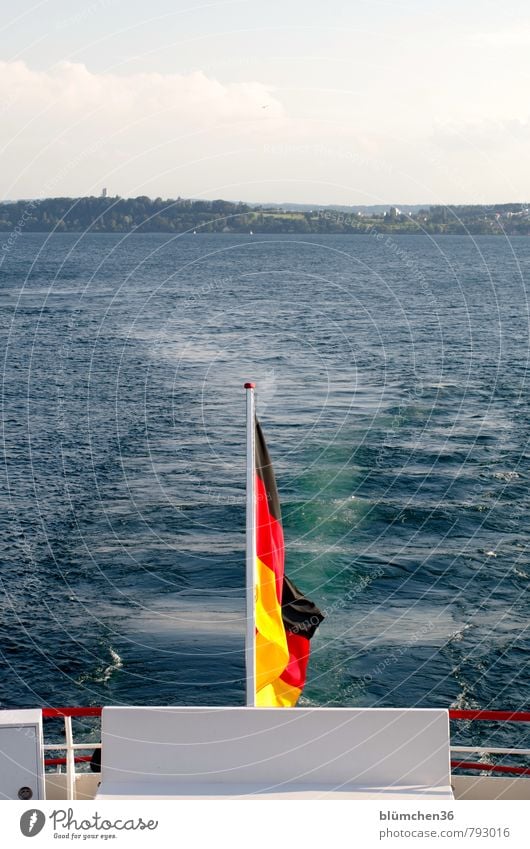 Schland O Schland Verkehrsmittel Personenverkehr Schifffahrt Bootsfahrt Passagierschiff An Bord fahren Schwimmen & Baden maritim gold rot schwarz Fahne