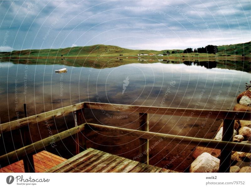 Bootssteg in Jütland ruhig Tourismus Ausflug Ferne Freiheit Sightseeing Sommerurlaub Strand Meer Umwelt Natur Landschaft Urelemente Wasser Himmel Wolken