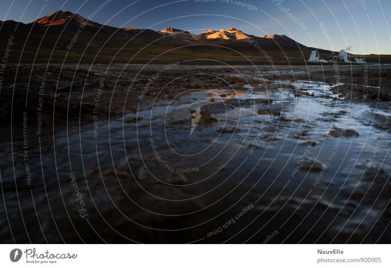 Geysers de Tatio VI Umwelt Natur Landschaft Sonne Eis Frost Wärme Dürre Stimmung Farbfoto Außenaufnahme Menschenleer Morgen Morgendämmerung Tag Licht