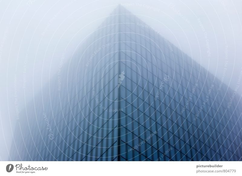 Wolkenkratzer Nebel New York City Stadt Stadtzentrum Hochhaus Architektur Fassade Glas blau Höhenangst Perspektive Farbfoto Außenaufnahme Menschenleer