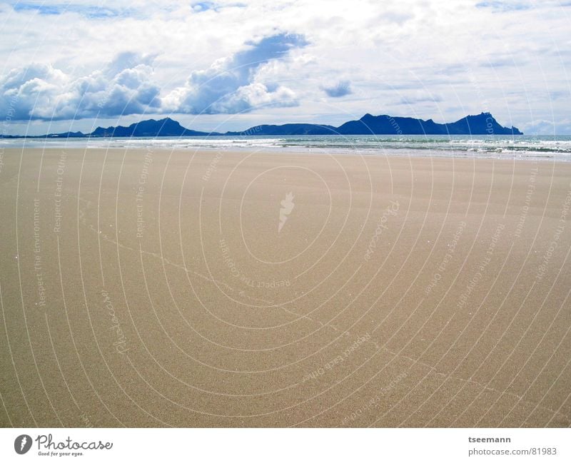 flacher Strand See Wolken Horizont Meer Pazifik leer braun Unendlichkeit Neuseeland Himmel Küste Erde Sand Australien Berge u. Gebirge blau Sonne Wasser blue