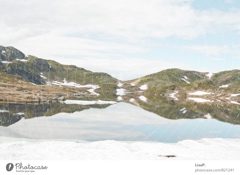 Spieglein Spieglein Zufriedenheit Ferien & Urlaub & Reisen Abenteuer Ferne Freiheit Expedition Schnee Berge u. Gebirge wandern Umwelt Natur Landschaft