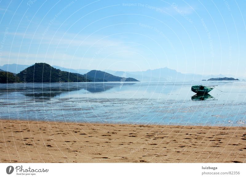 Jabaquara Beach Brasilien Sommer Blauer Himmel Strand Küste summer tanager Hill sand flea sun beach flea sunlight Sand boat blue reflection coast