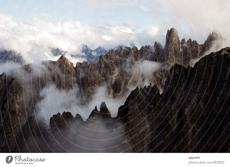 walhal Südtirol Bundesland Tirol Wolken Nebel Gipfel aufsteigen Berge u. Gebirge 3 Zinen