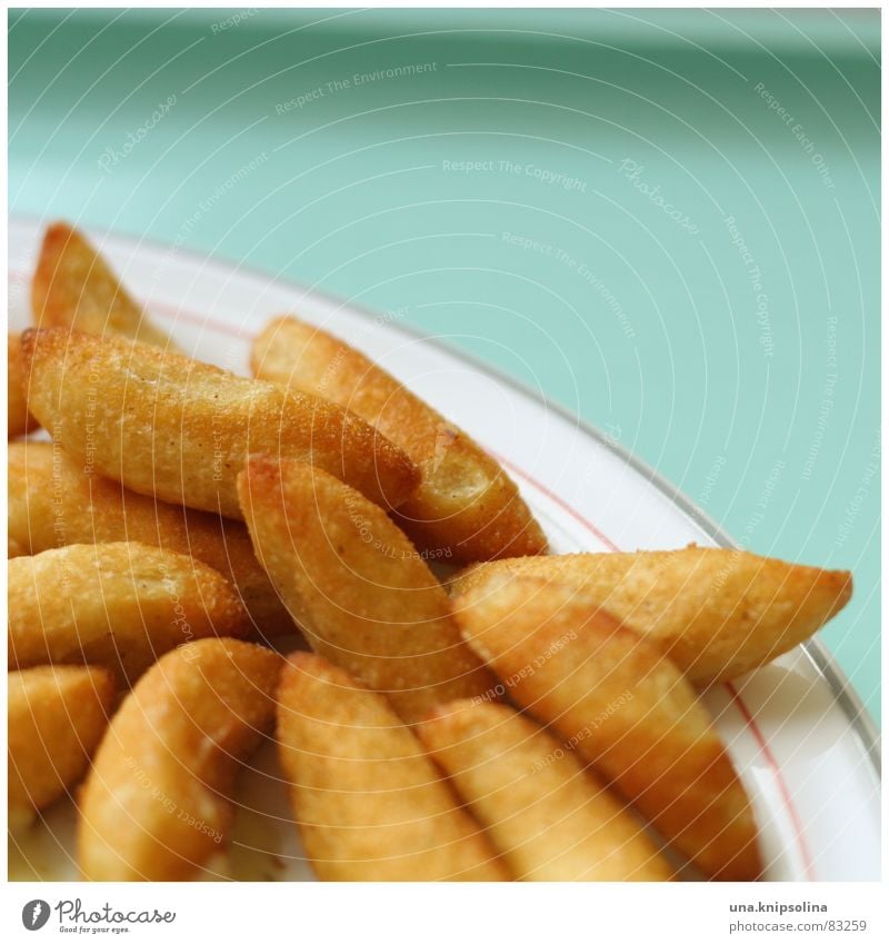 schupfnudelz Lebensmittel Ernährung Mittagessen Abendessen Teller Gastronomie blau gelb rot Schupfnudeln Speise Mahlzeit Mittagspause Speisesaal kochen & garen