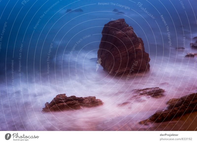 Felsen in Watte... Ferien & Urlaub & Reisen Tourismus Sightseeing Sommerurlaub Meer Wellen Umwelt Natur Landschaft Urelemente schlechtes Wetter Küste Strand