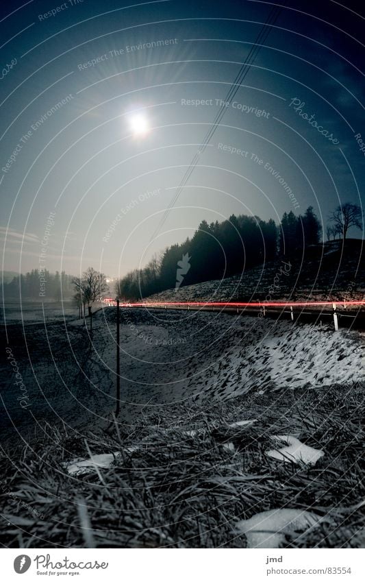 Fullmoon @ night 2 Rücklicht Vollmond Langzeitbelichtung Nacht dunkel mystisch Mondschein Schweiz Weitwinkel Winterstimmung Gras Wald kalt Berghang Klarheit