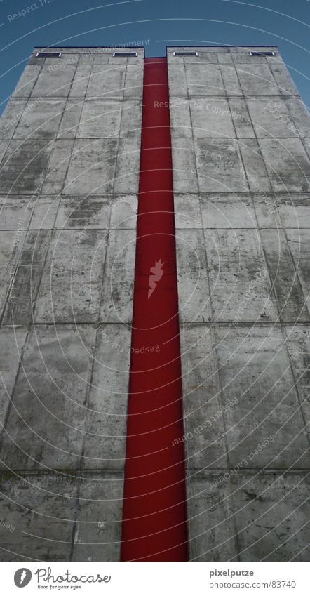 | roter rebell || rebellieren heiß Physik kalt Streifen Wand Beton Fassade Stil grau Rebell Aufstand Mauer Haus dunkel tief schwer Stabilität Geschwindigkeit