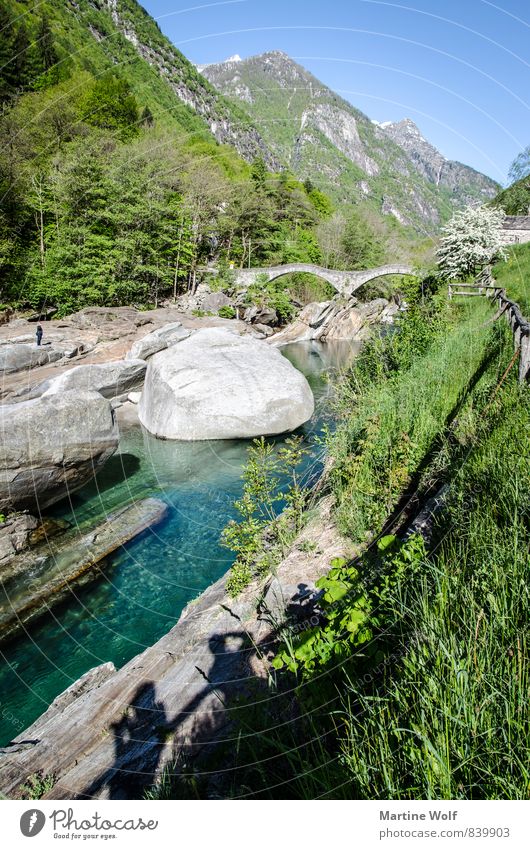 Lavertezzo Natur Landschaft Himmel Alpen Flussufer Verzasca-tal Kanton Tessin Schweiz Europa Farbfoto Außenaufnahme Menschenleer Morgen Silhouette