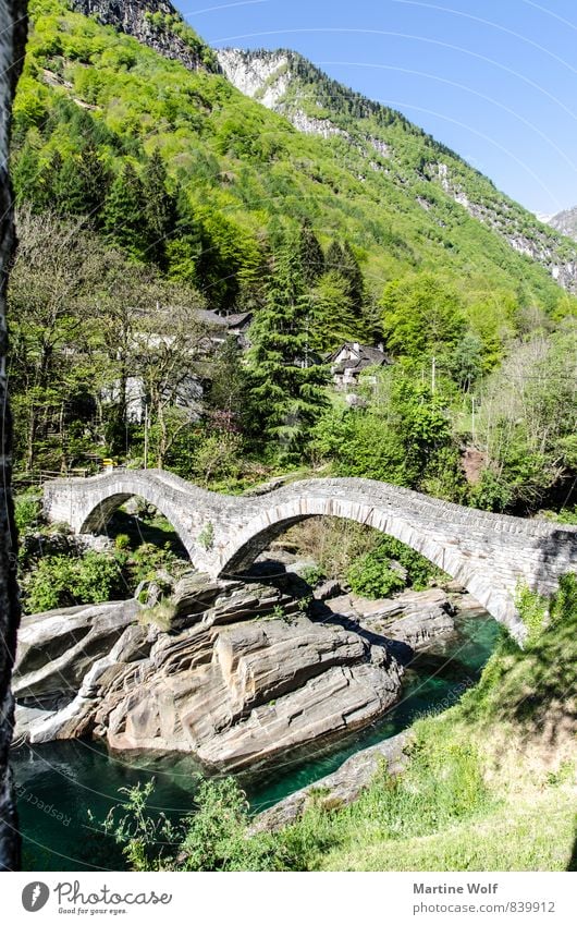 Ponte dei Salti Natur Landschaft Felsen Alpen Fluss Lavertezzo Verzasca-tal Kanton Tessin Schweiz Europa Brücke Ferien & Urlaub & Reisen Farbfoto Außenaufnahme