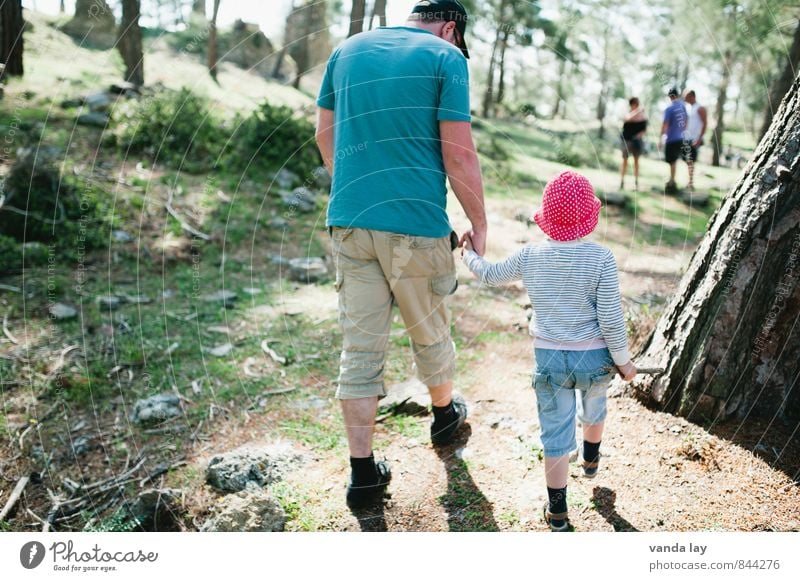 Wandertag mit Papa Freizeit & Hobby Ferien & Urlaub & Reisen Sommer Sommerurlaub Berge u. Gebirge wandern Mädchen Mann Erwachsene Eltern Vater