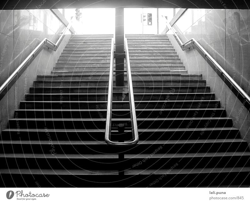 upstairs Architektur Treppe