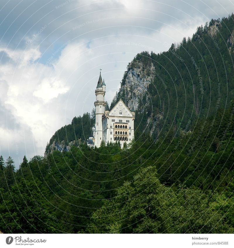 once upon a time Burg oder Schloss Berge u. Gebirge Allgäu Bayern König Romantik Bergkette Luftschloss majestätisch Wahrzeichen Denkmal Kunst Kultur herzog