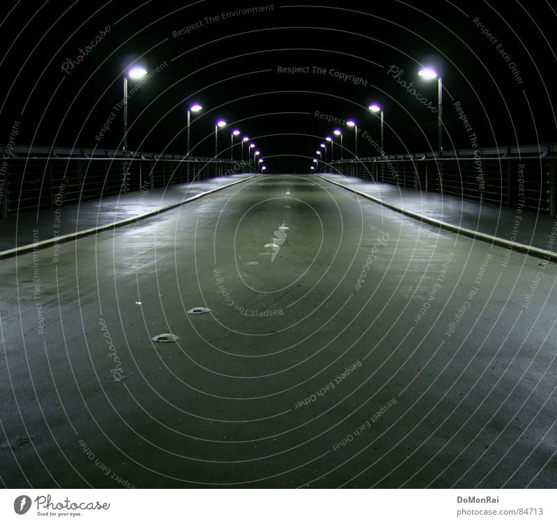 Brücke ins Nichts (© by Pathos) Farbfoto Außenaufnahme Menschenleer Textfreiraum unten Nacht Kunstlicht Langzeitbelichtung Konstanz Europa Kleinstadt Stadt