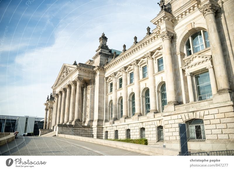 Haus der Entscheidungen Ferien & Urlaub & Reisen Tourismus Sightseeing Städtereise Politik & Staat Berlin Deutschland Stadt Hauptstadt Stadtzentrum Bauwerk