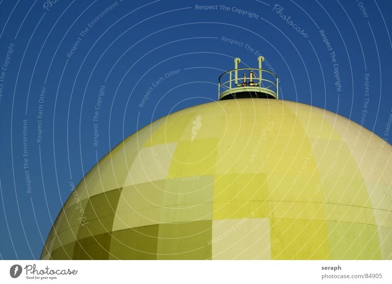 Gastank Energie Energiewirtschaft Erdgas Vorrat Tank flüssiggas heizen Bauwerk Architektur Erneuerbare Energie alternativ Umwelt Umweltschaden