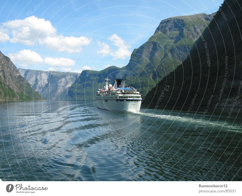 Tschüß Sognefjord Ferien & Urlaub & Reisen Erholung ruhig Am Rand anschaulich staunen Gelassenheit Sommer informierend tief Klarheit sehenswert relaxans