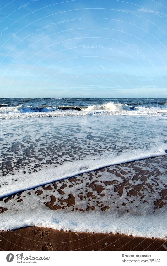 Just Like Heaven Meer Sylt Wellen Himmel Schaum Strand träumen traumhaft schön angenehm Idylle Wolken Fröhlichkeit Winter sea waves blau Blauer Himmel sky blue