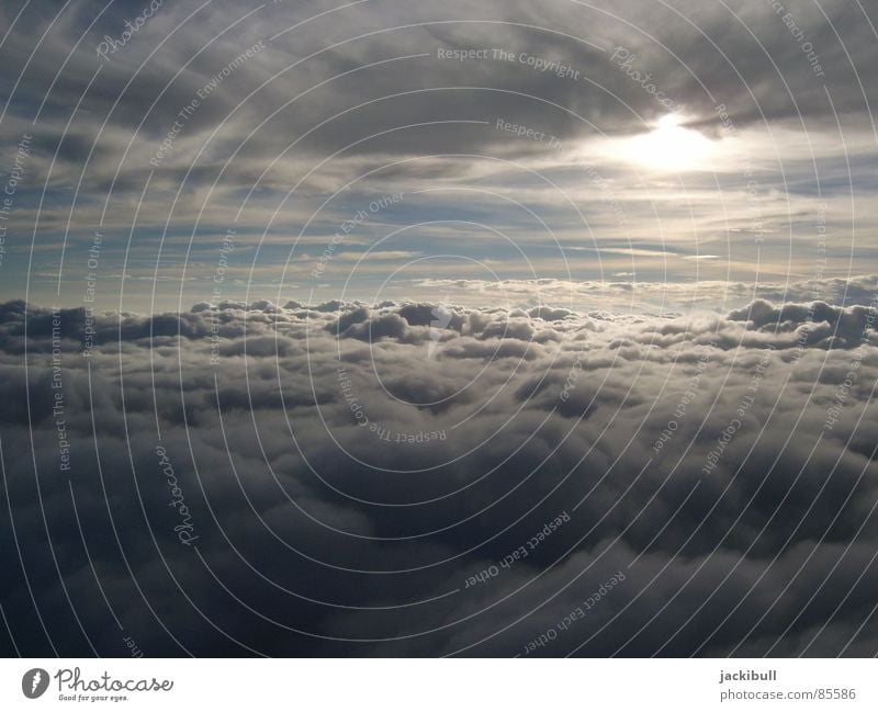 Über den Wolken Ferien & Urlaub & Reisen Luft Himmel Sonne fliegen Luftverkehr