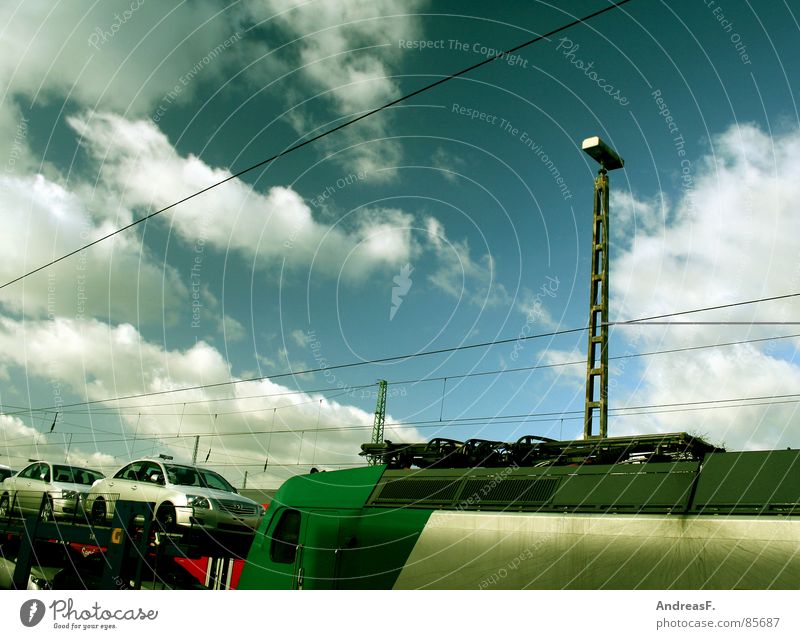 Importware Wolken Sonne Pol- Filter Eisenbahn Lokomotive Güterverkehr & Logistik Gleise Güterzug Schienenverkehr Industrie Bahnhof Himmel blau Blauer Himmel