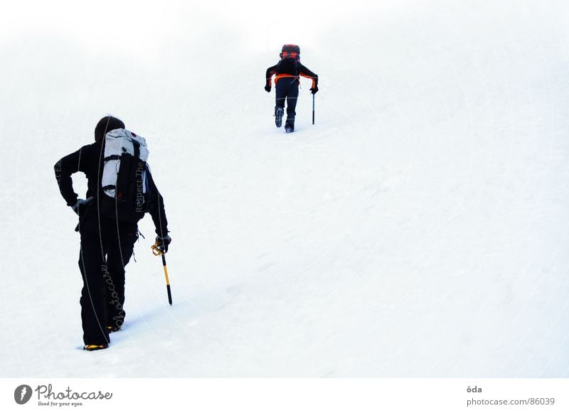 Schneeeeee... Bergsteigen Gletscher kalt Eis Rucksack Ferien & Urlaub & Reisen Winter Wanderschuhe Eispickel Berge u. Gebirge Mensch Kletterhilfe Niveau