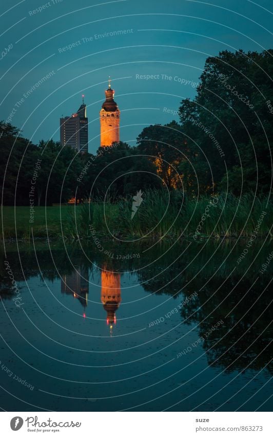 Wie wirklich ist die Wirklichkeit ... harmonisch ruhig Umwelt Landschaft Wasser Baum Sträucher Park Seeufer Oase Stadtrand Rathaus Bauwerk Gebäude Wahrzeichen