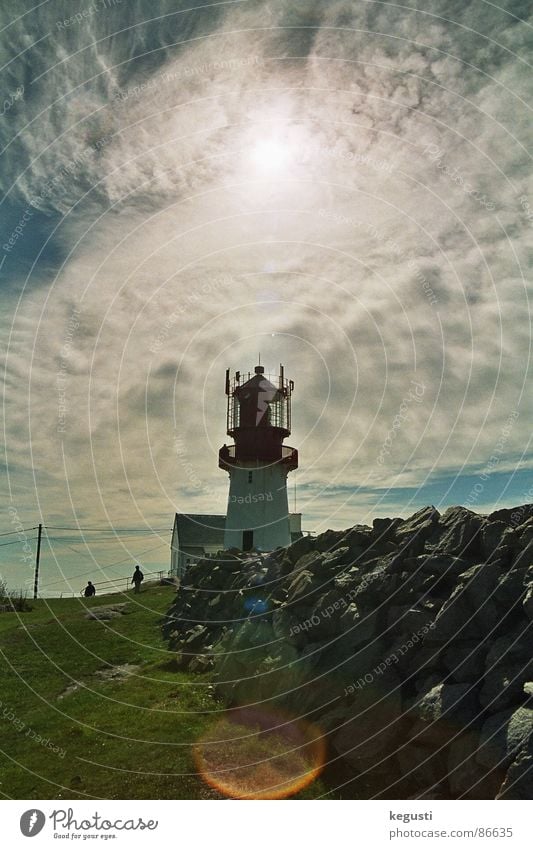 Lindesnes fyr Leuchtturm Schifffahrt Küste Wiese Wolken September Architektur Sommer Wind Stein Sonne