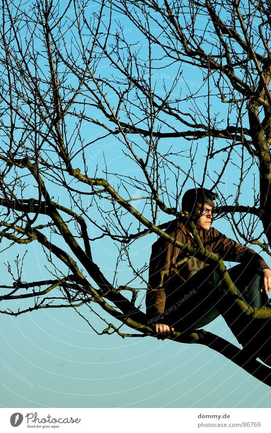 blaubraun Eile Langeweile Freizeit & Hobby Sommer grün Gras Feld Wiese Blatt Gefäße Hand Schuhe verträumt träumen Sonnenstrahlen Geborgenheit rein Pause Mann